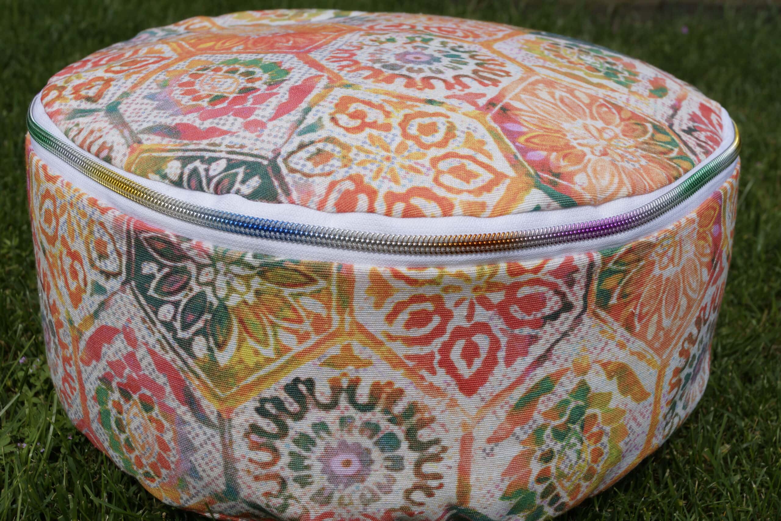 Meditationssitzkissen geometrisches Blumenmuster/Sacralchakra ORANGE/GRÜN Oeko-Tex 100 – Bild 2